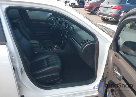 2021 Chrysler 300 300S z USA, uszkodzony, nr VIN 2C3CCABG9MH520238